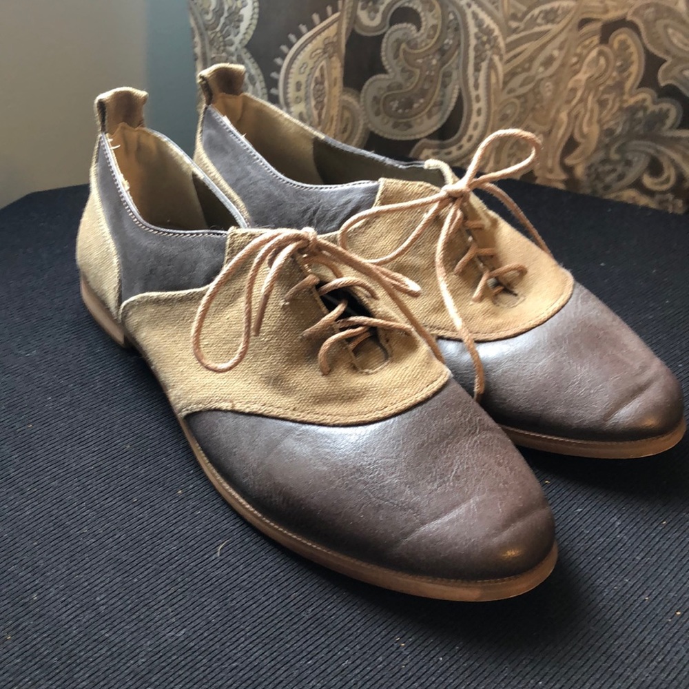Brown Saddle Shoes 7.5